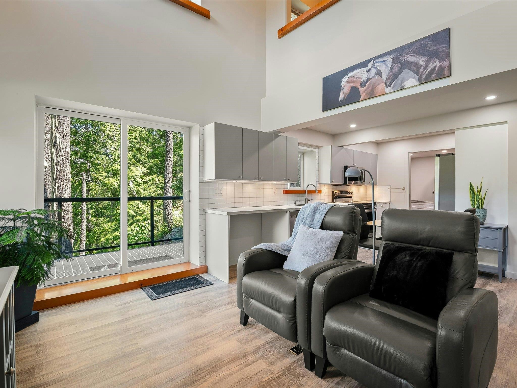 4-1307 Eagle Drive - 3