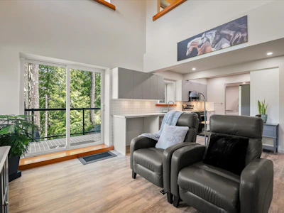 4-1307 Eagle Drive - 3
