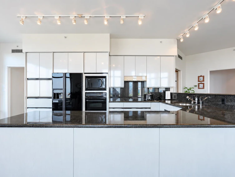 2301-4505 Hazel Street, Burnaby, BC, V5H 4T1 - 10