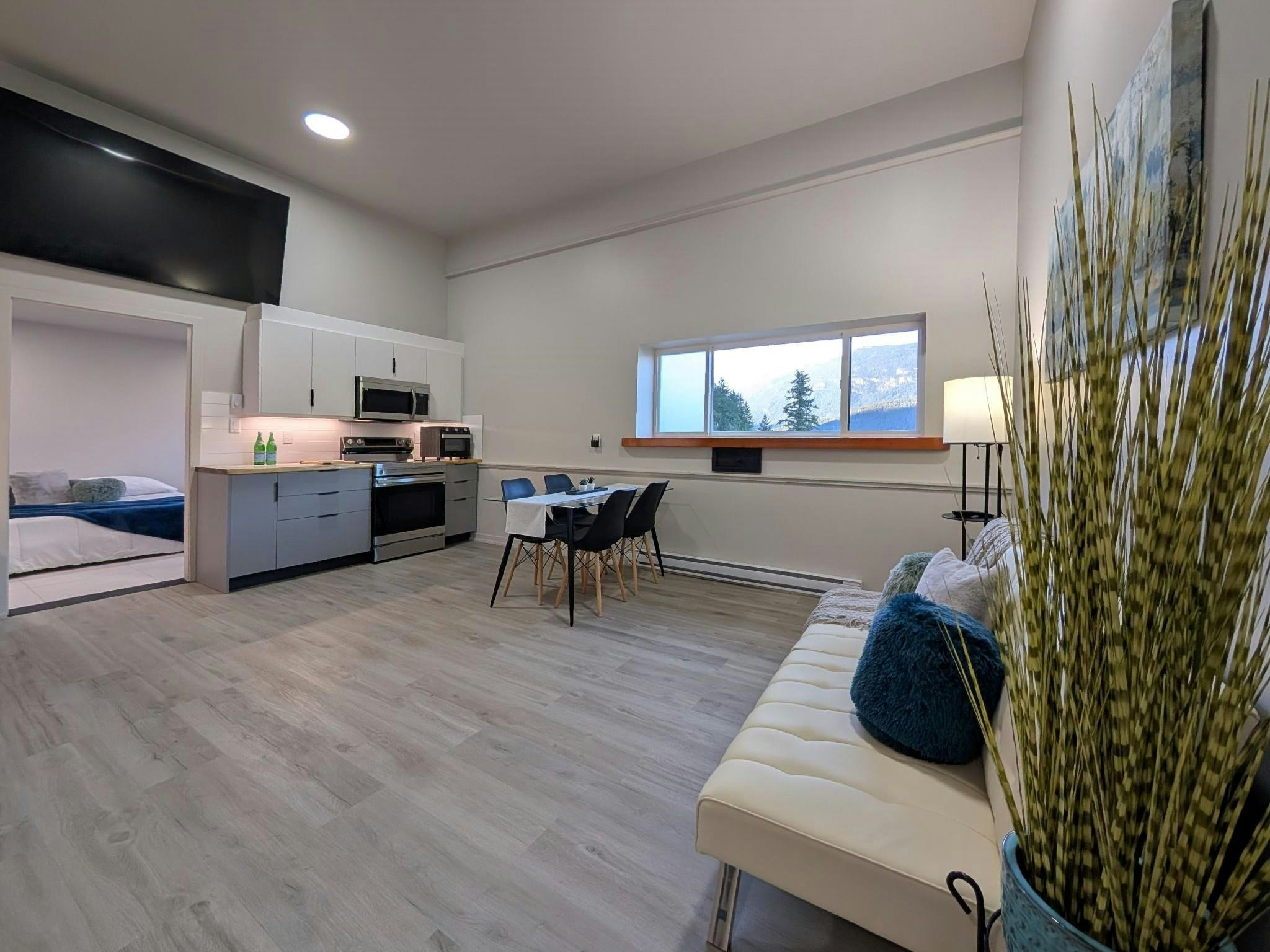 3-1307 Eagle Drive - 2