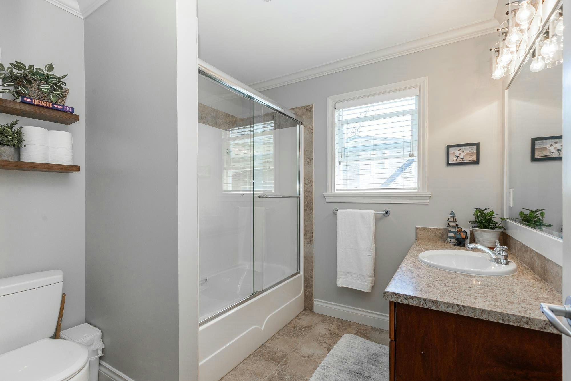 5910 164a Street, Surrey, BC, V3S 1J9 - 22