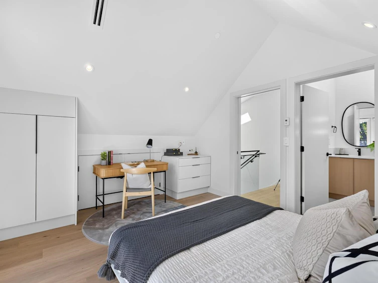 2-58 E 40th Avenue, Vancouver, BC, V5W 1L4 - 38