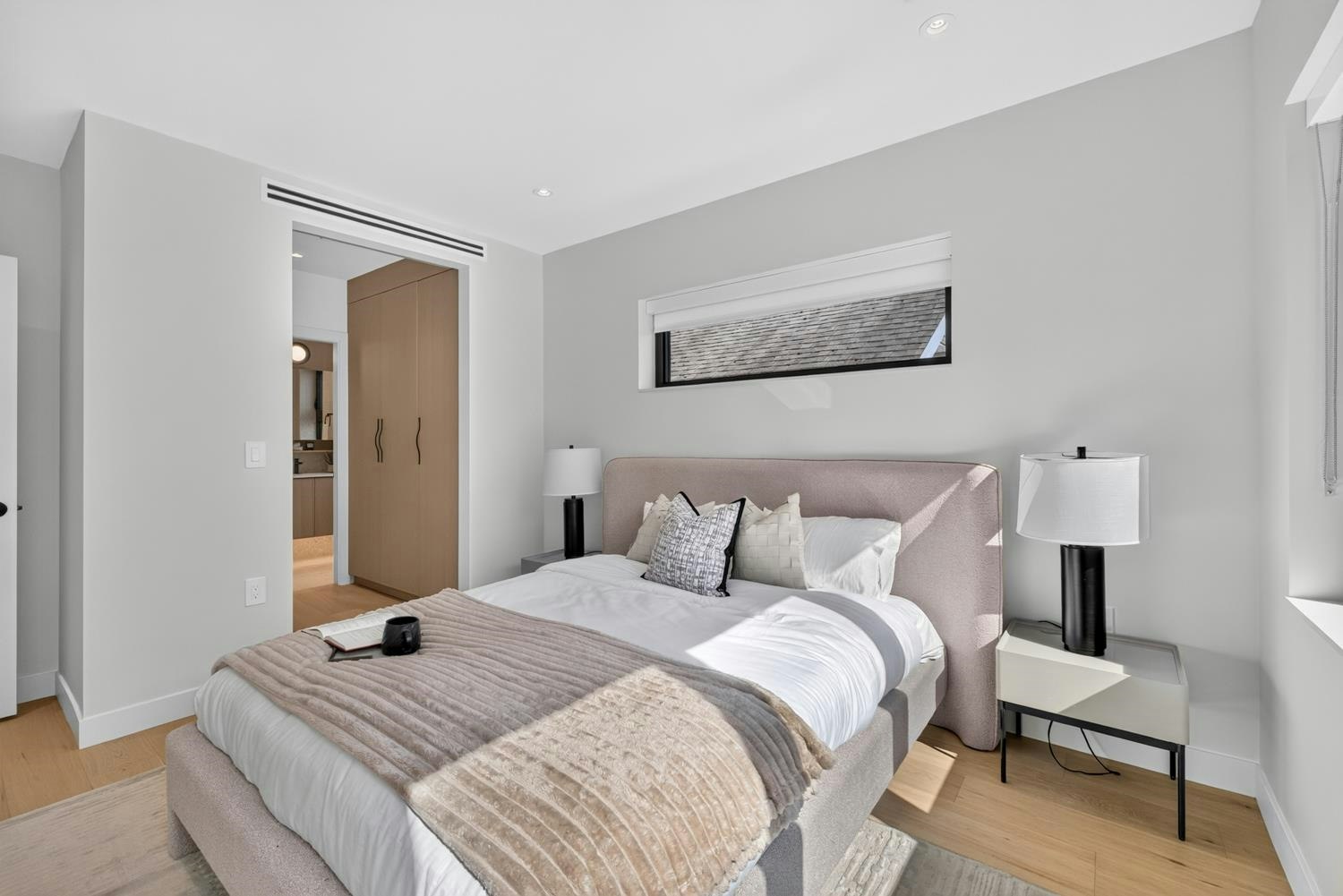 2-58 E 40th Avenue, Vancouver, BC, V5W 1L4 - 23