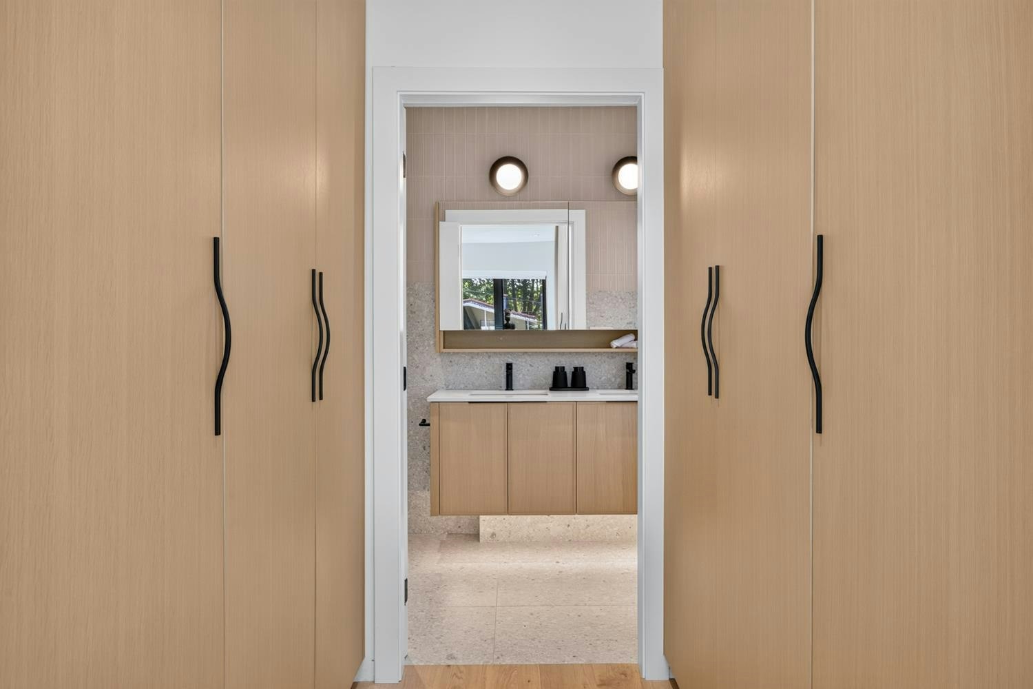 2-58 E 40th Avenue, Vancouver, BC, V5W 1L4 - 24