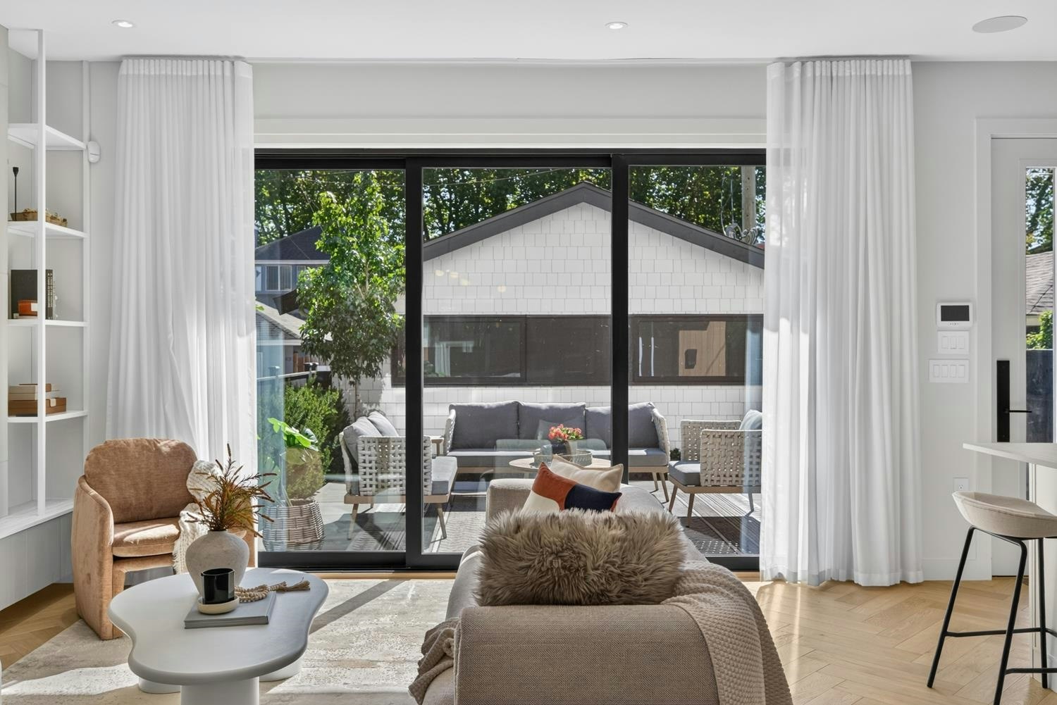 2-58 E 40th Avenue, Vancouver, BC, V5W 1L4 - 15