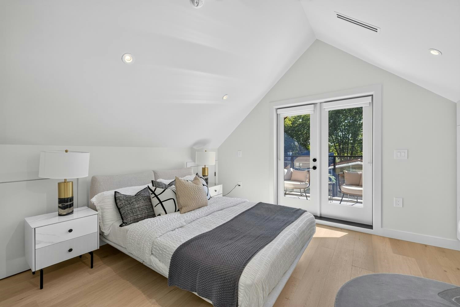 2-58 E 40th Avenue, Vancouver, BC, V5W 1L4 - 32