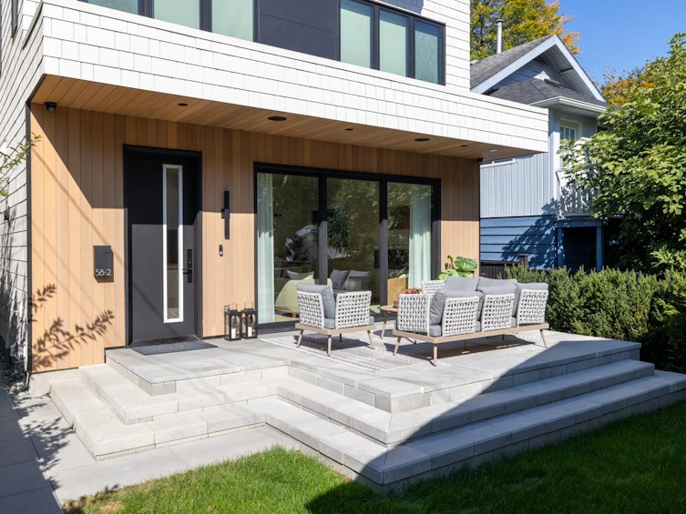 2-58 E 40th Avenue, Vancouver, BC, V5W 1L4 - 2