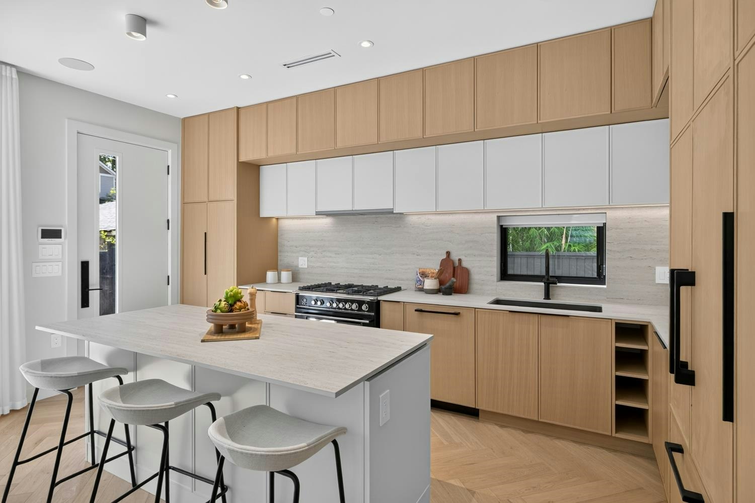 2-58 E 40th Avenue, Vancouver, BC, V5W 1L4 - 7
