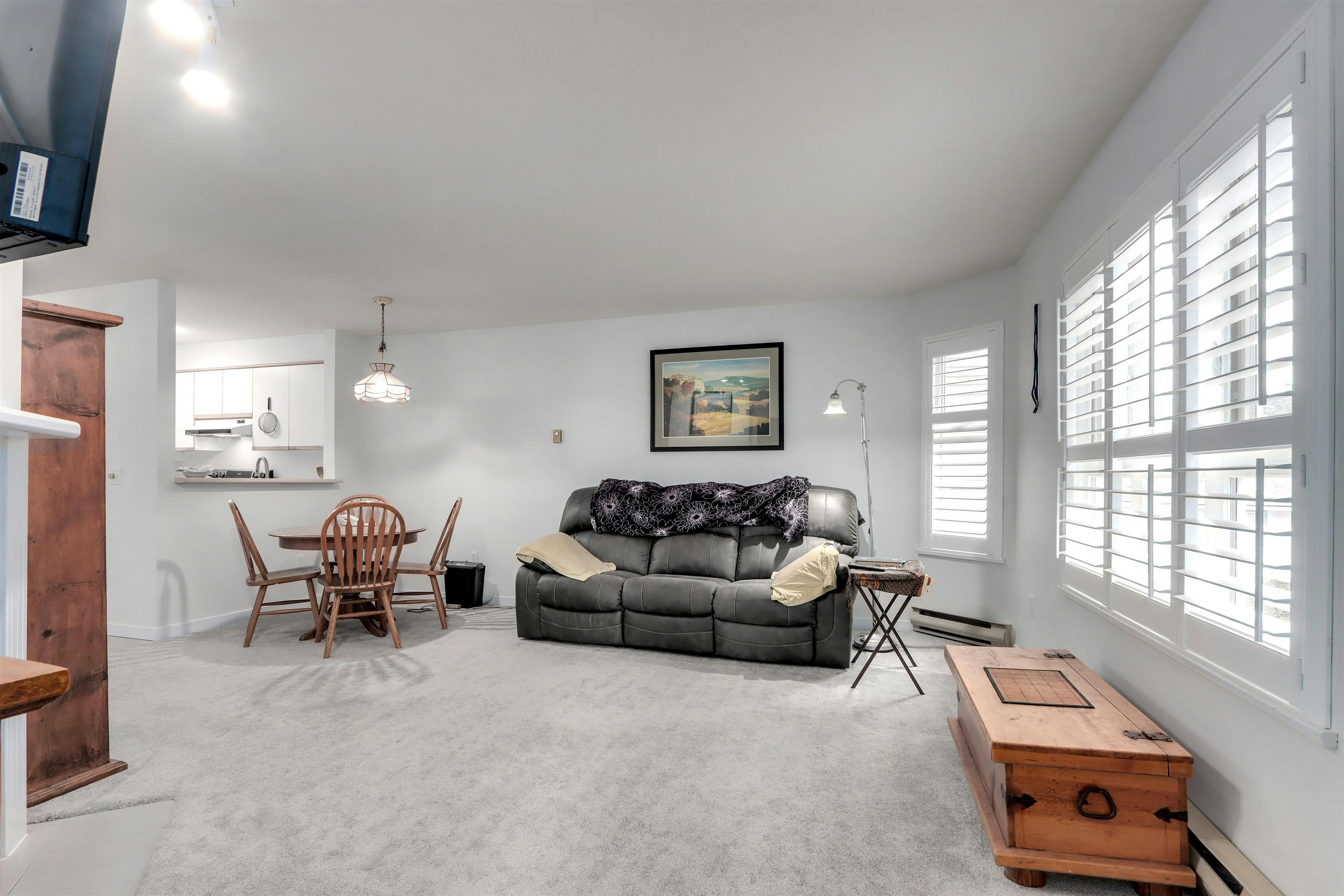 205-1535 Chesterfield Avenue, North Vancouver, BC, V7M 2N5 - 10