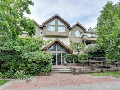205-1535 Chesterfield Avenue - 2