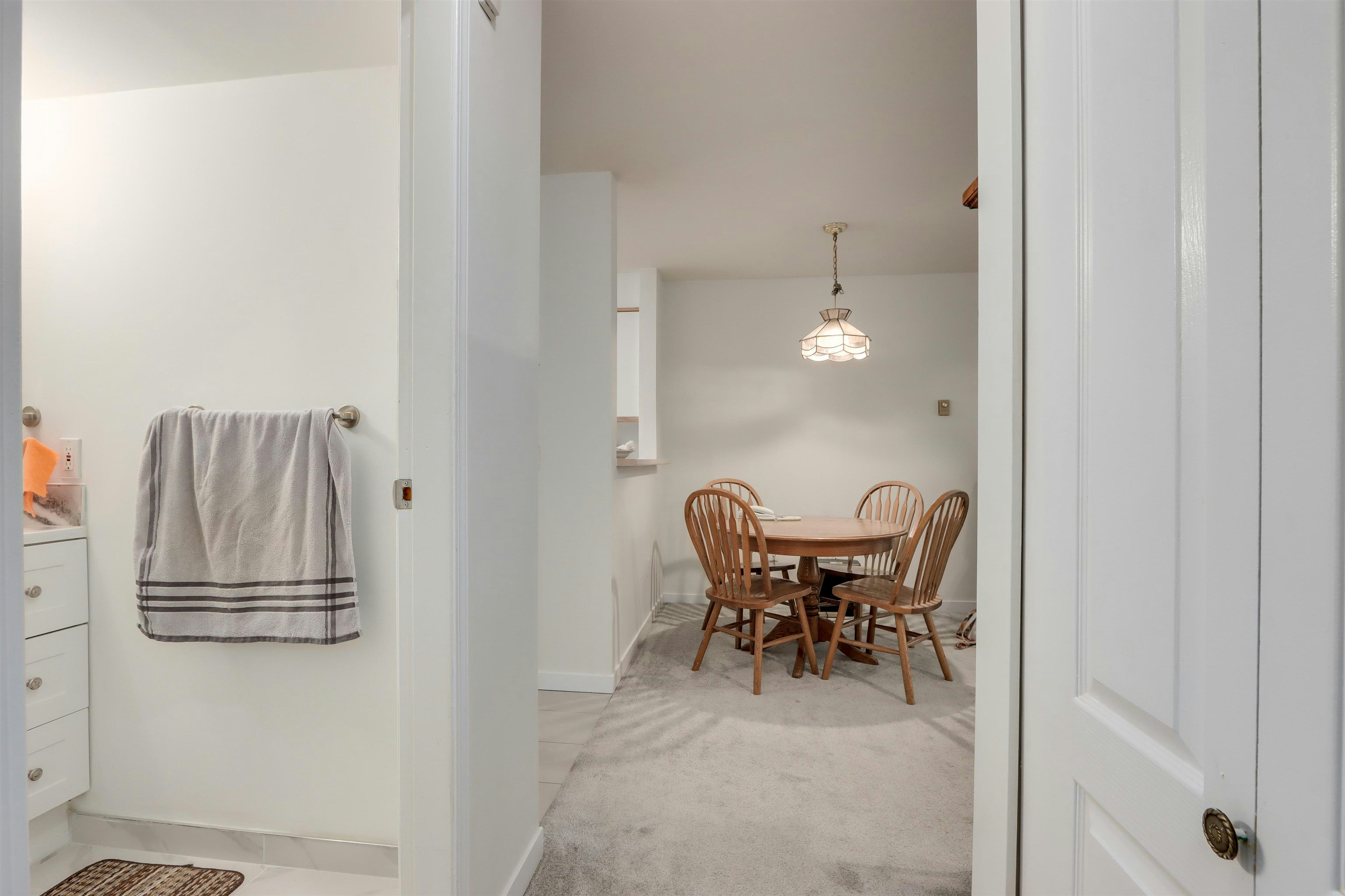 205-1535 Chesterfield Avenue, North Vancouver, BC, V7M 2N5 - 6