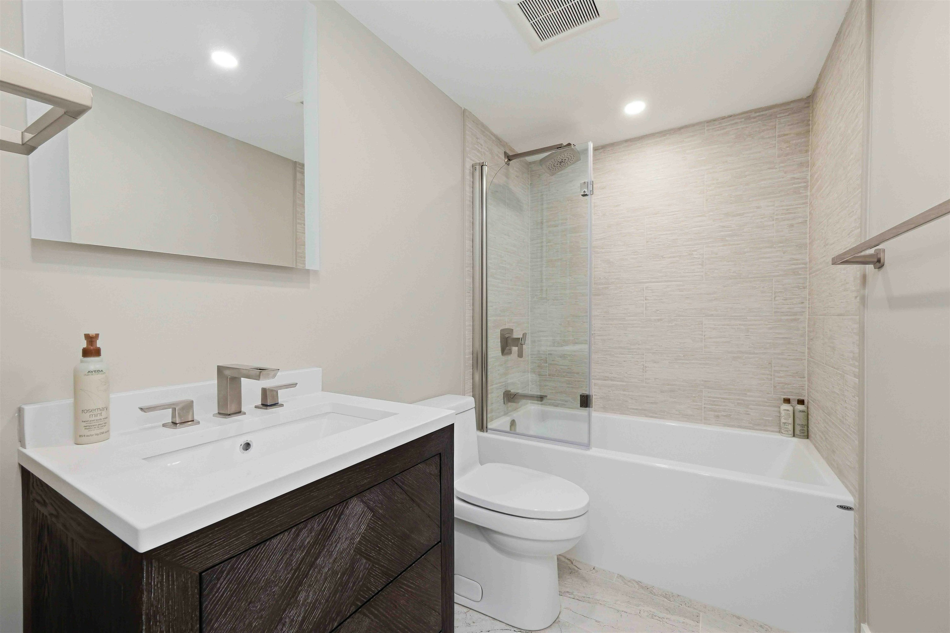 2908-193 Aquarius Mews, Vancouver, BC, V6Z 2Z2 - 24