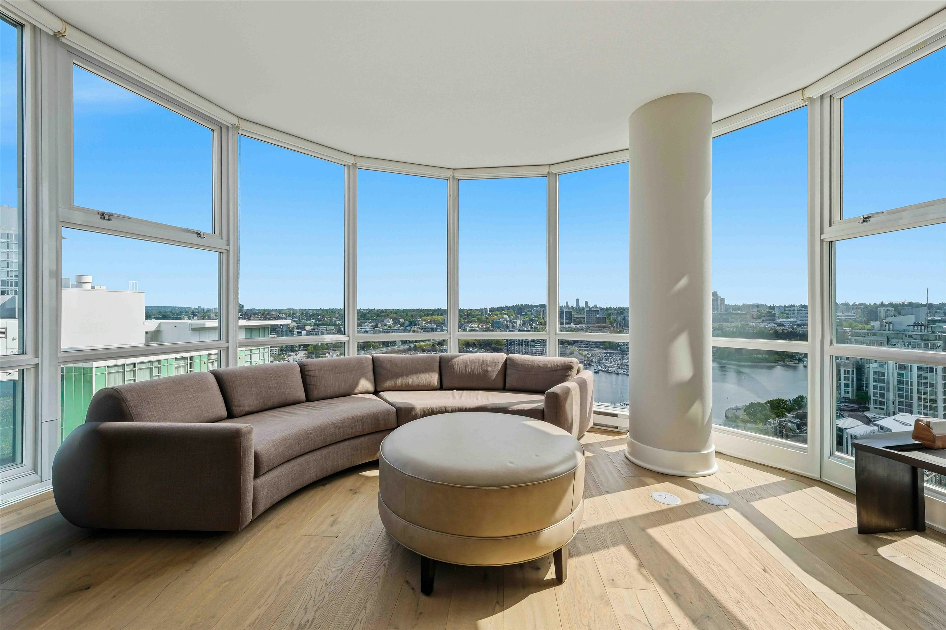 2908-193 Aquarius Mews, Vancouver, BC, V6Z 2Z2 - 3