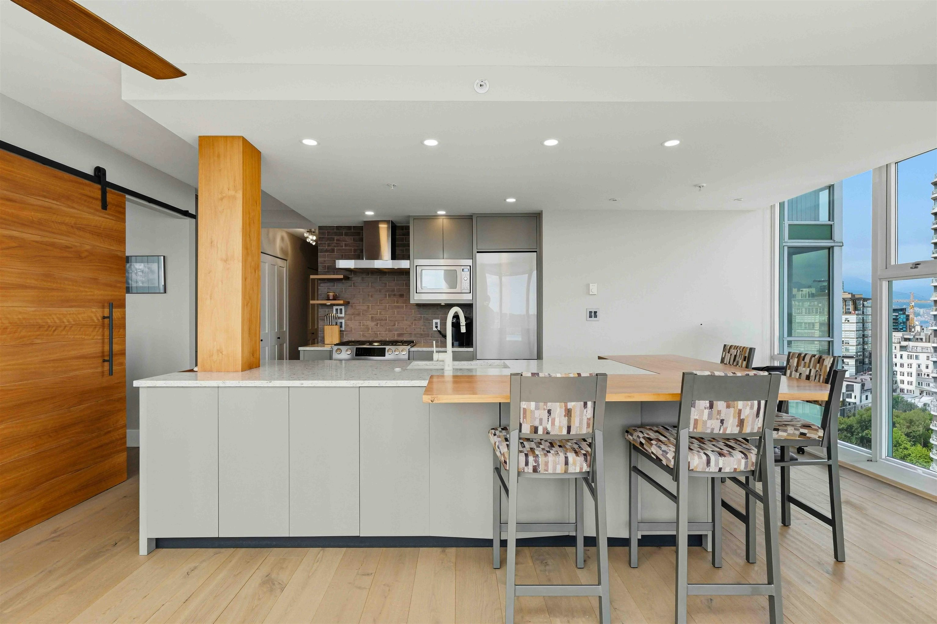 2908-193 Aquarius Mews, Vancouver, BC, V6Z 2Z2 - 12