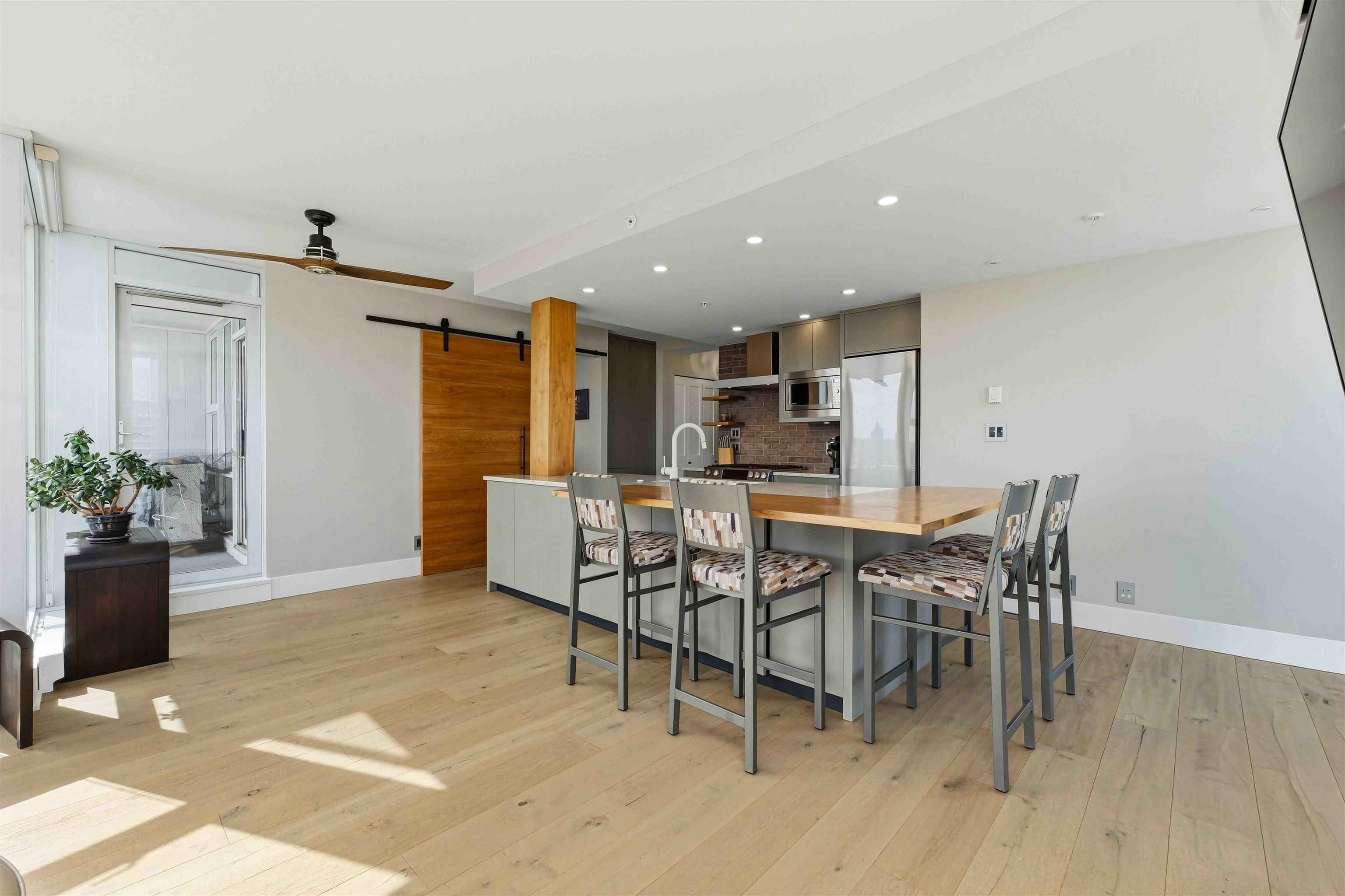 2908-193 Aquarius Mews, Vancouver, BC, V6Z 2Z2 - 11