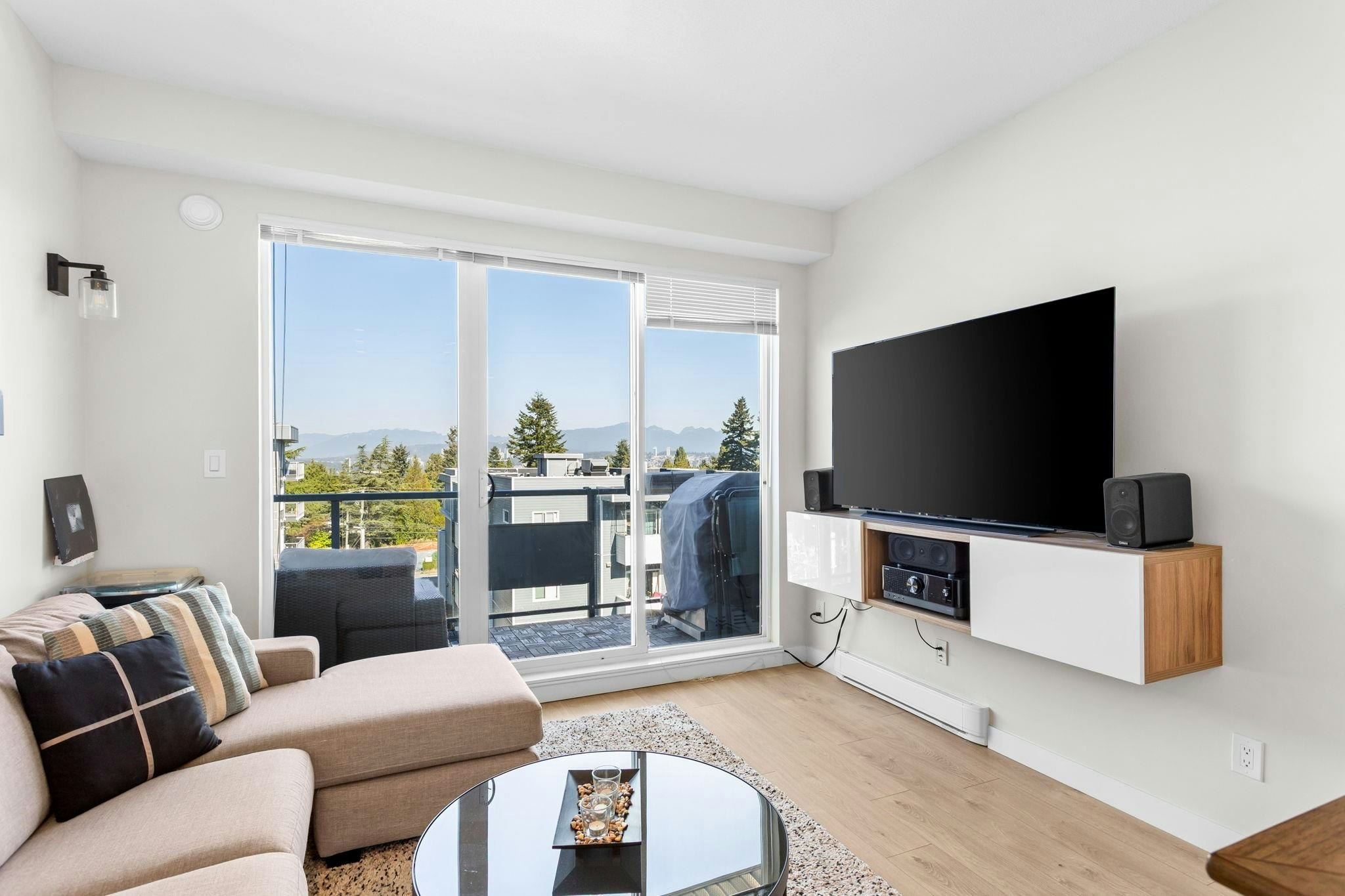518-10838 Whalley Boulevard, Surrey, BC, V3R 0G8 - 7