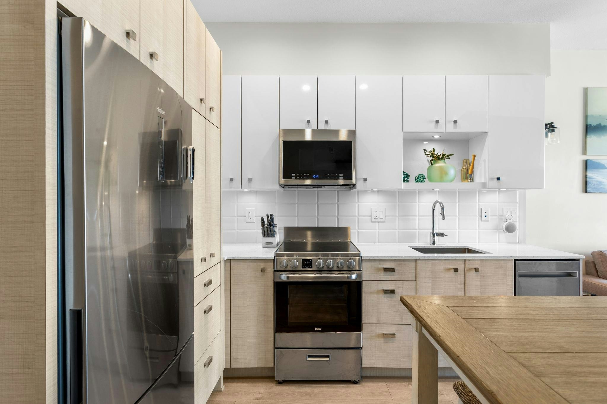 518-10838 Whalley Boulevard - 4