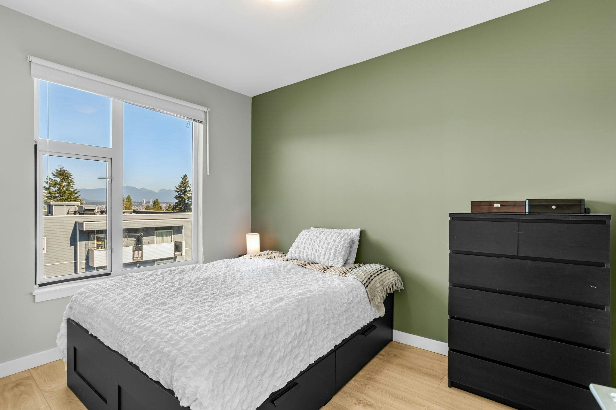 518-10838 Whalley Boulevard, Surrey, BC, V3R 0G8 - 12