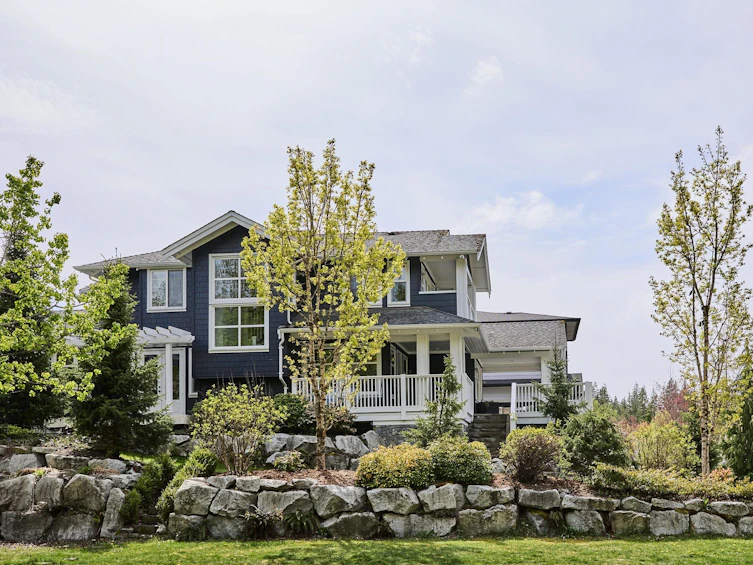 1001 Jay Crescent, Squamish, BC, V8B 0P2