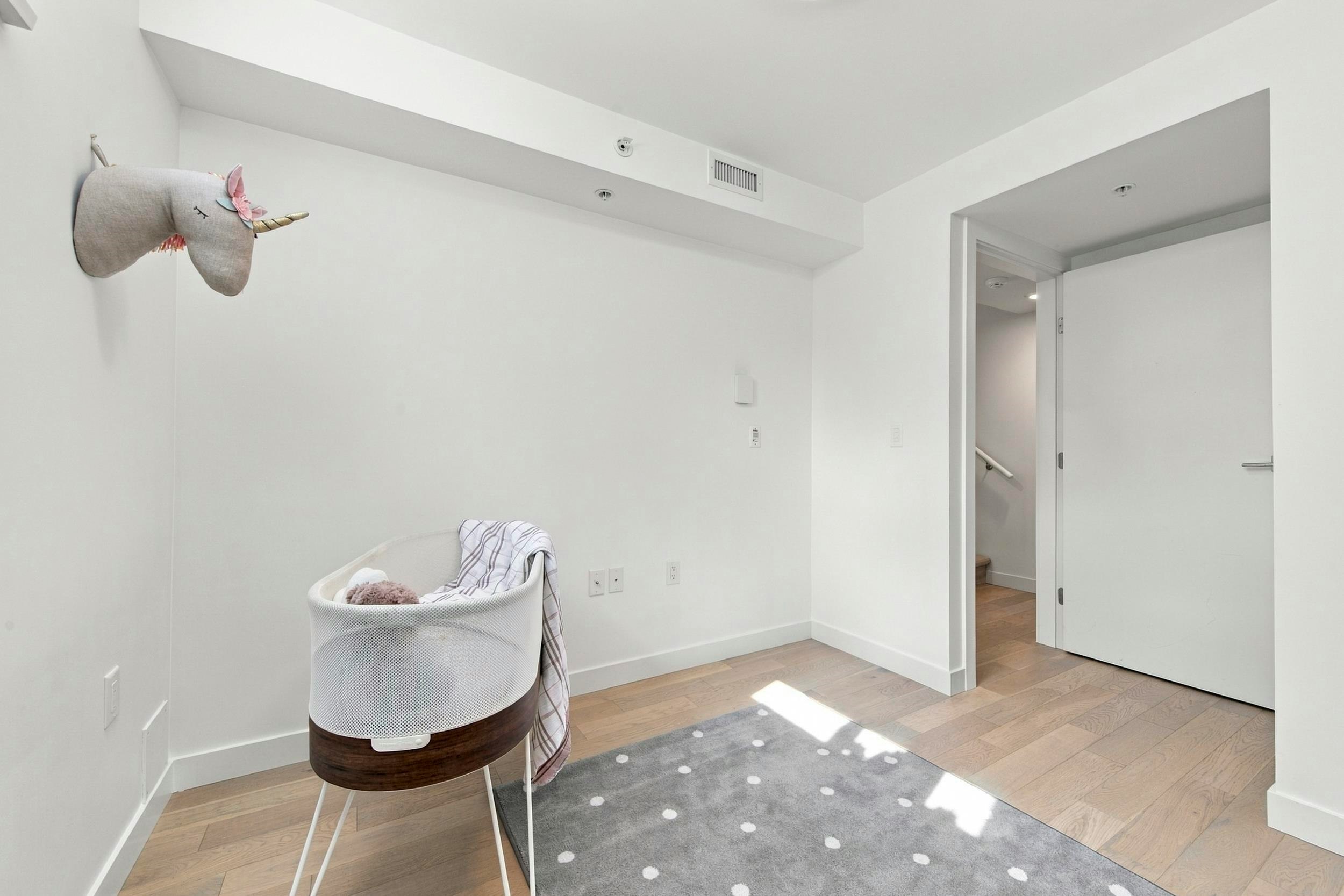 357 E 16th Avenue, Vancouver, BC, V5T 2T7 - 22
