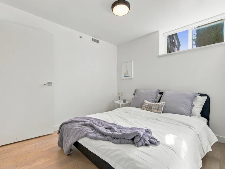 357 E 16th Avenue, Vancouver, BC, V5T 2T7 - 19