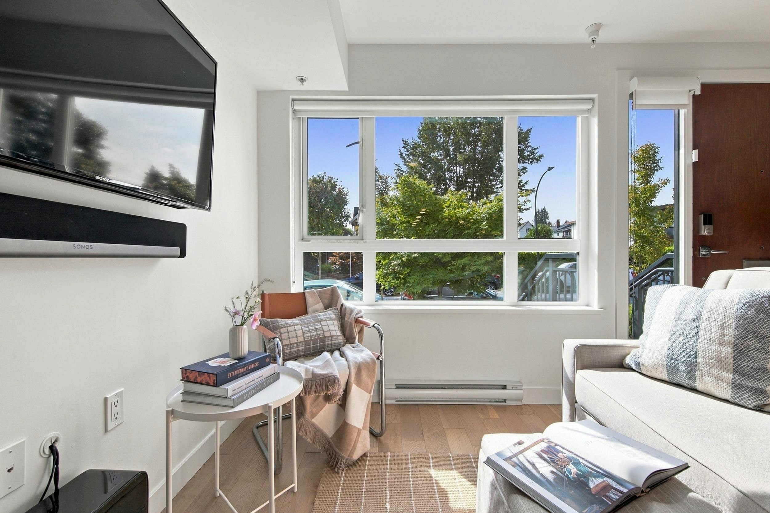 357 E 16th Avenue - 5