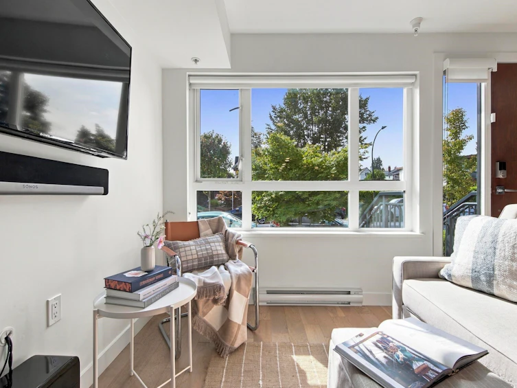 357 E 16th Avenue, Vancouver, BC, V5T 2T7 - 5
