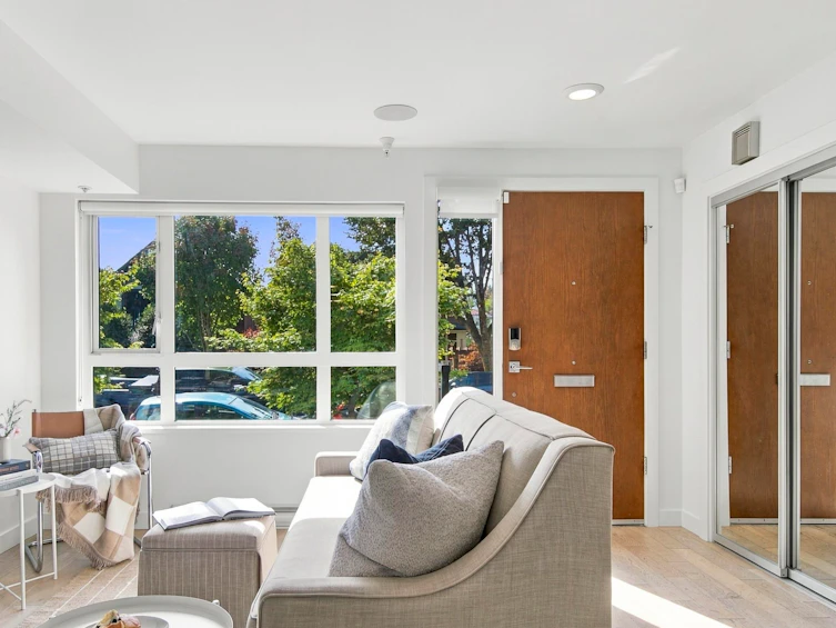 357 E 16th Avenue, Vancouver, BC, V5T 2T7 - 7