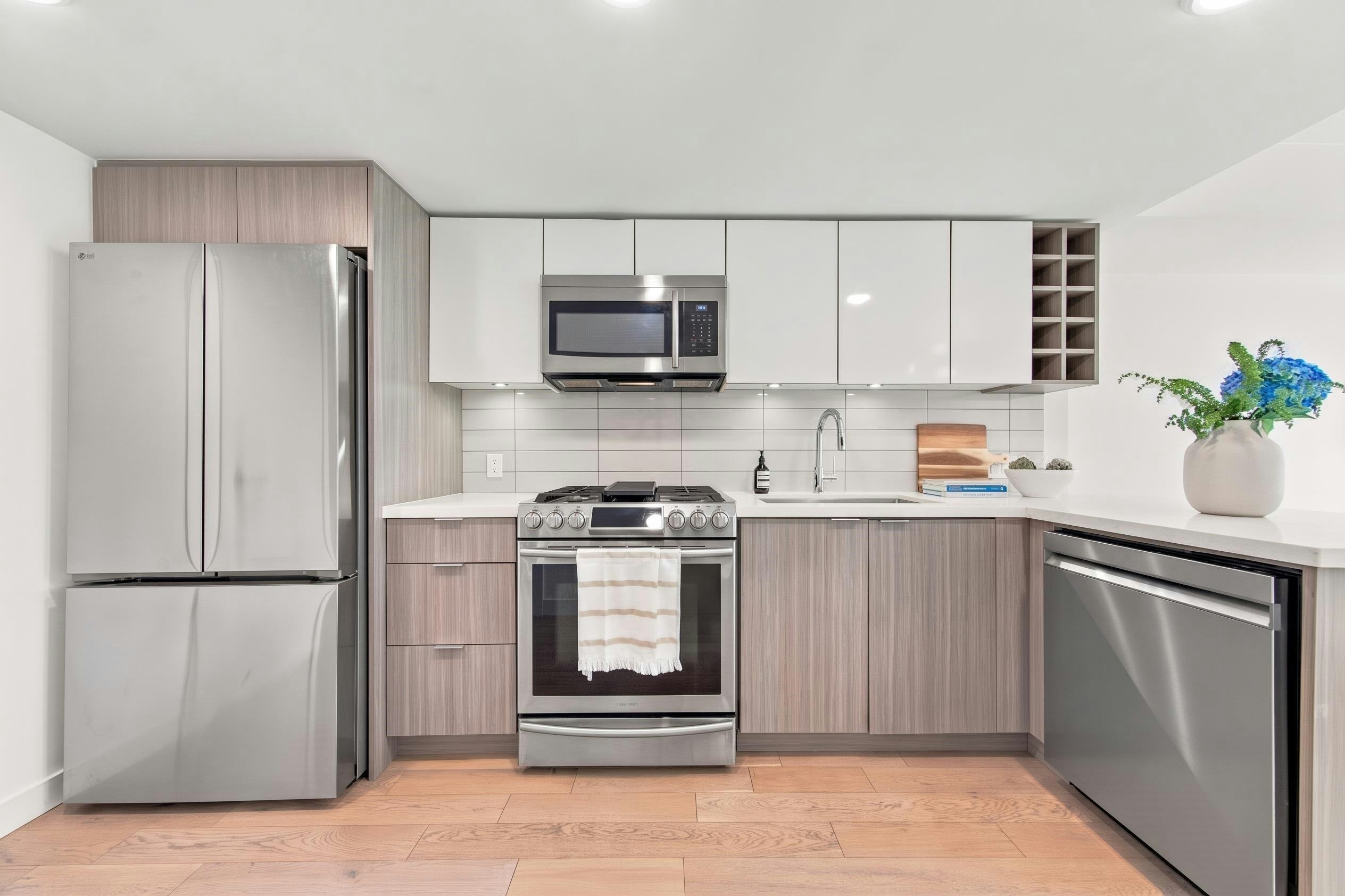 357 E 16th Avenue, Vancouver, BC, V5T 2T7 - 11