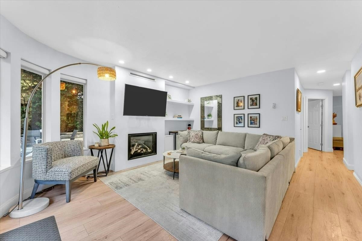 102-320 W 2nd Street, North Vancouver, BC, V7M 1E1 - 24