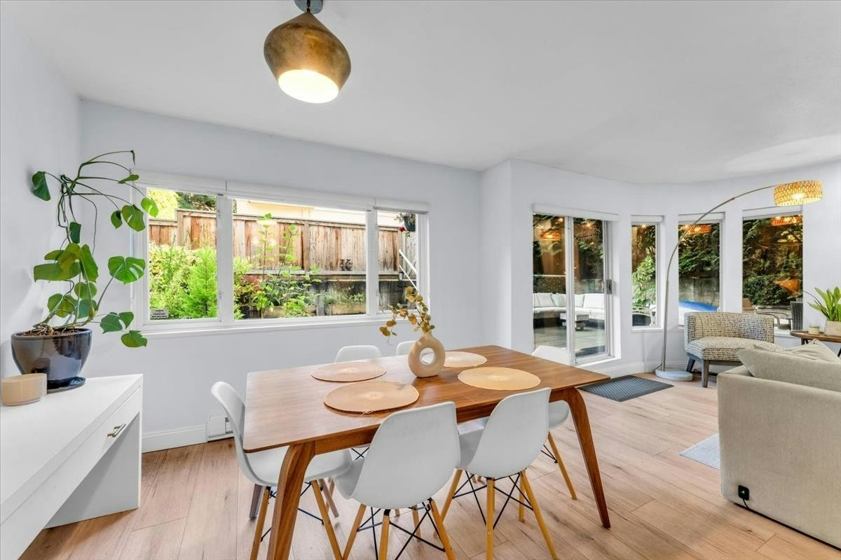 102-320 W 2nd Street, North Vancouver, BC, V7M 1E1 - 8