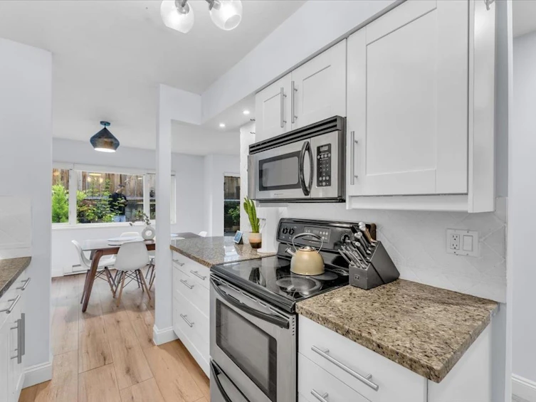 102-320 W 2nd Street, North Vancouver, BC, V7M 1E1 - 25