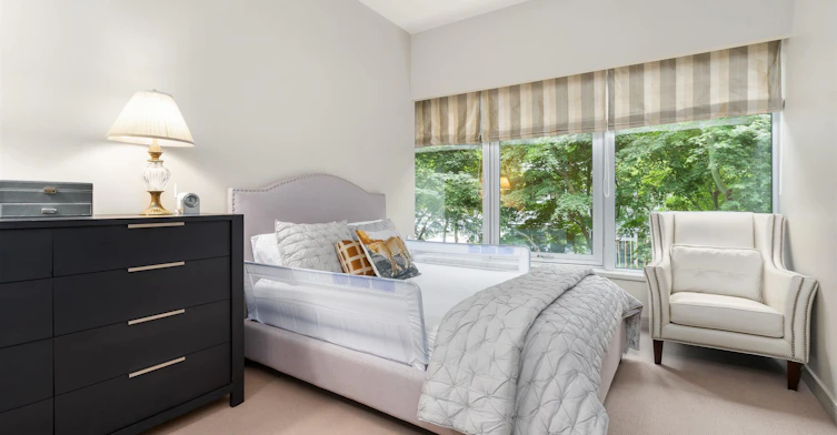 202-181 Athletes Way, Vancouver, BC, V5Y 0B5 - 24