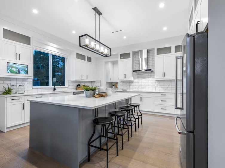 730 Schoolhouse Street, Coquitlam, BC, V3J 5R9 - 10