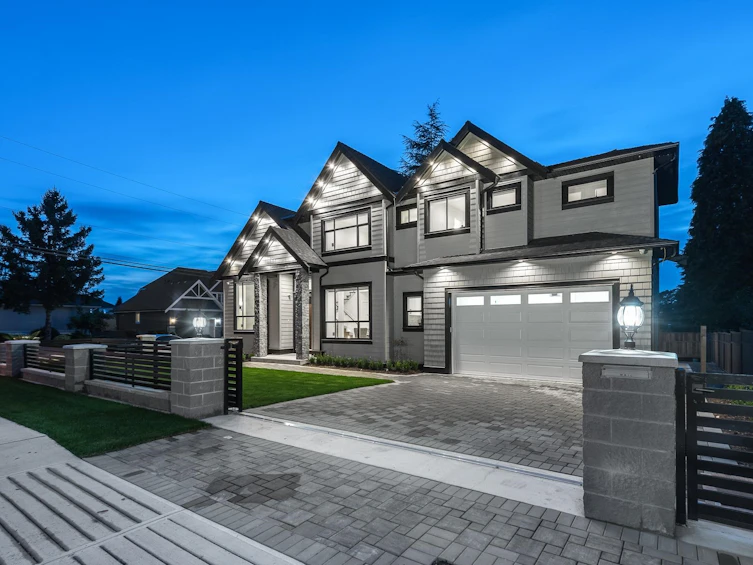 730 Schoolhouse Street, Coquitlam, BC, V3J 5R9