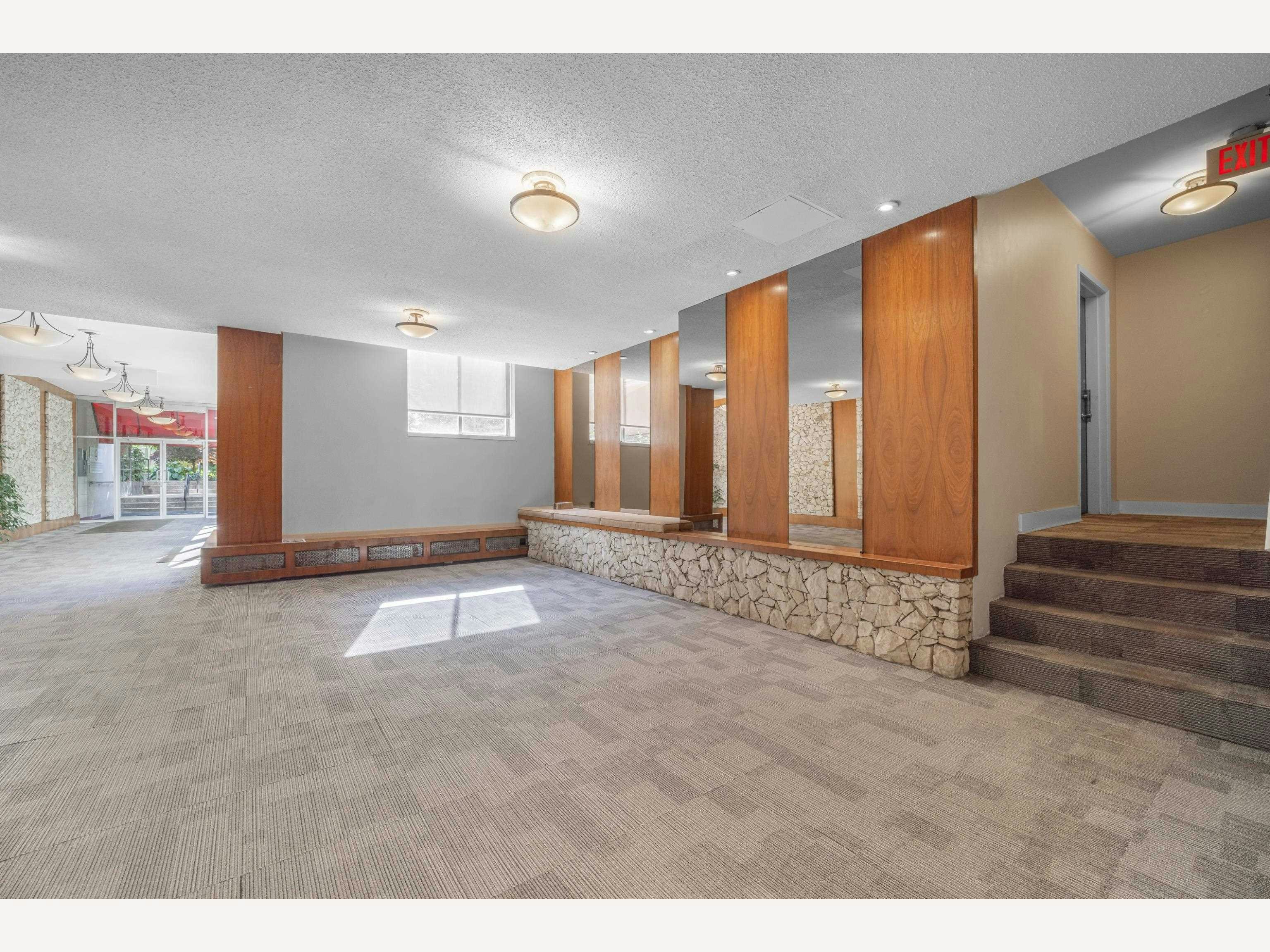 906-1251 Cardero Street, Vancouver, BC, V6G 2H9 - 21