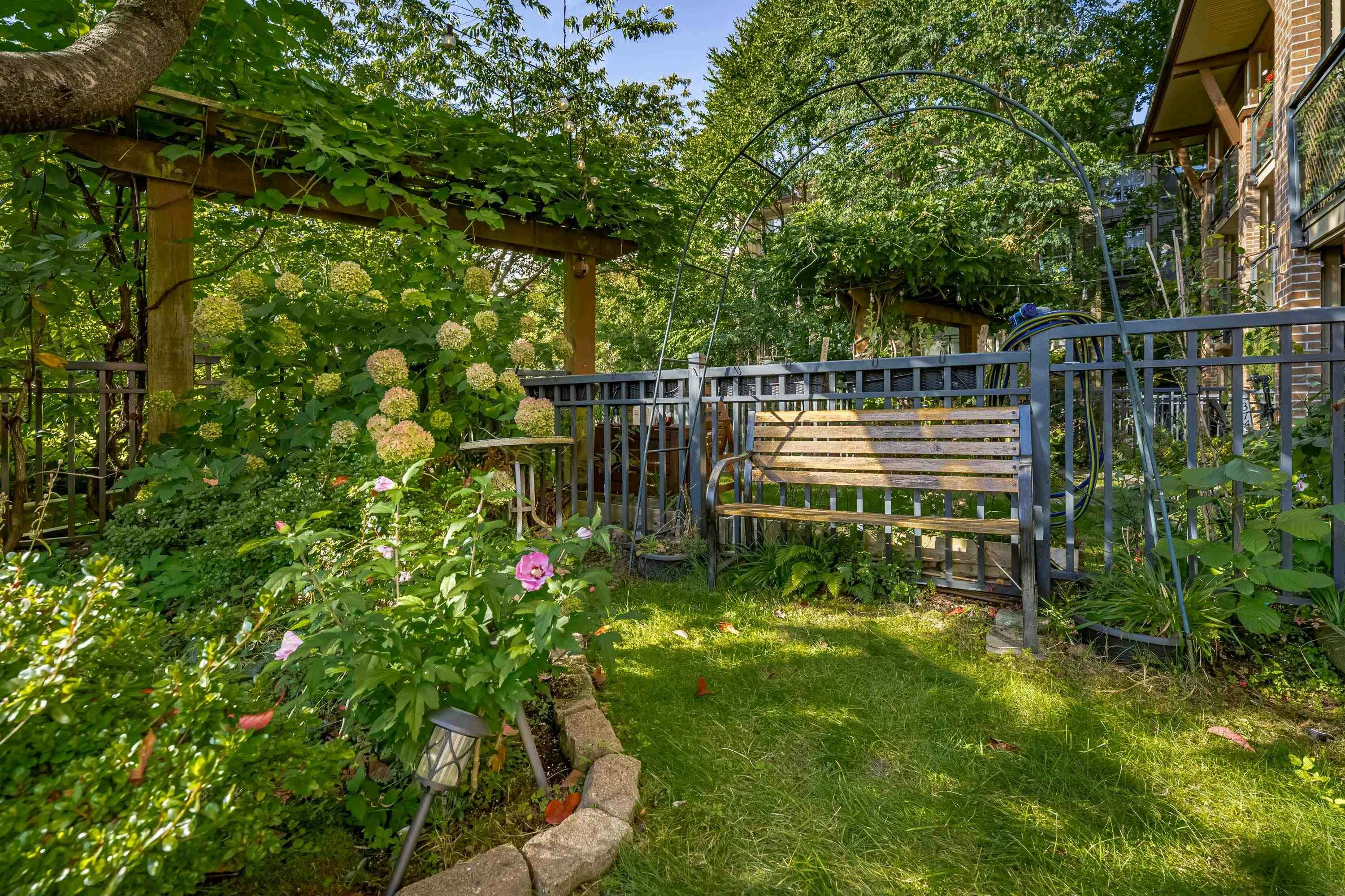 107-1633 Mackay Avenue, North Vancouver, BC, V7P 0A2