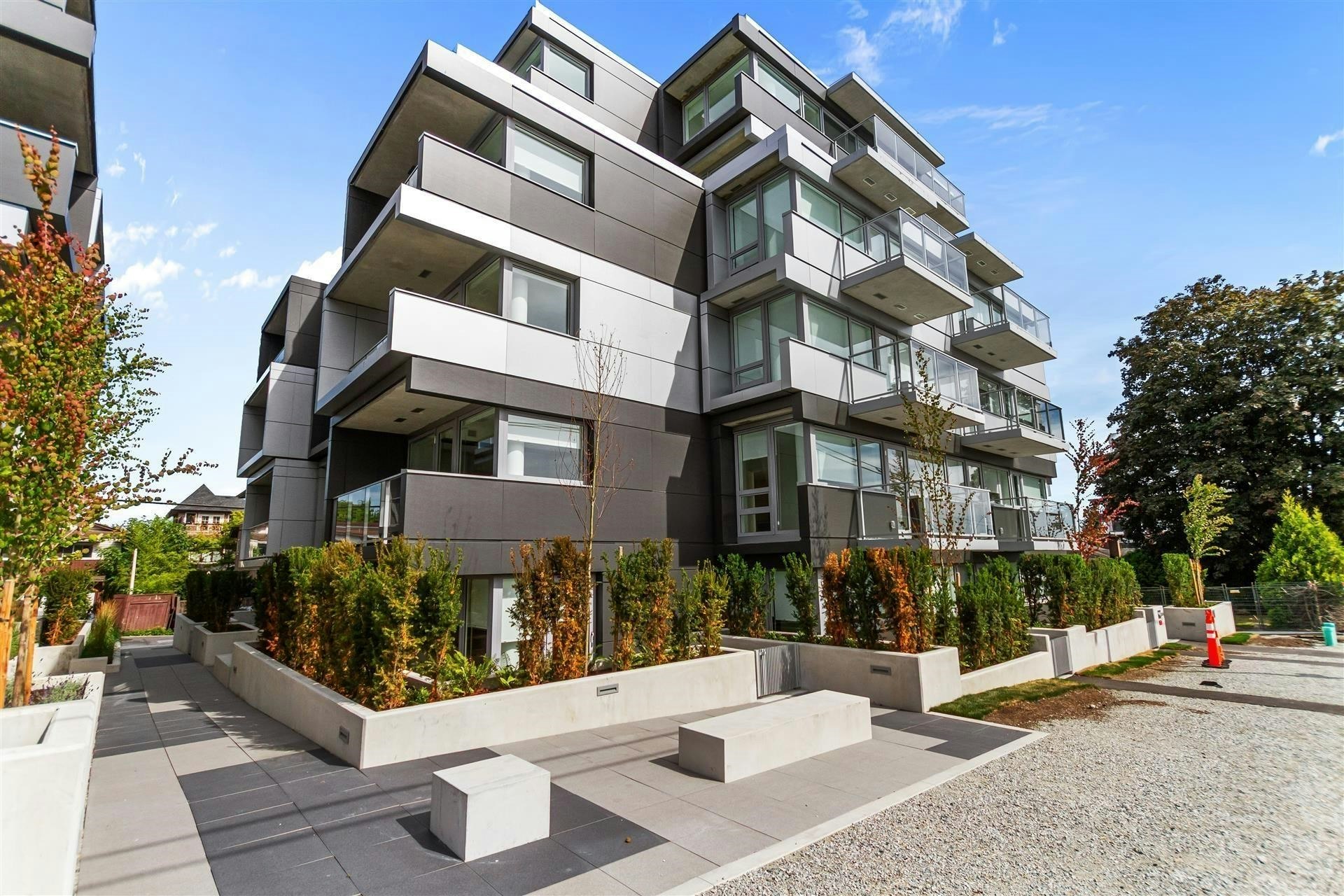 204-8120 Oak Street, Vancouver, BC, V6P 0N2