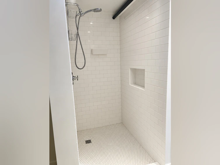 253 Columbia Street, Vancouver, BC, V6A 2R5 - 7