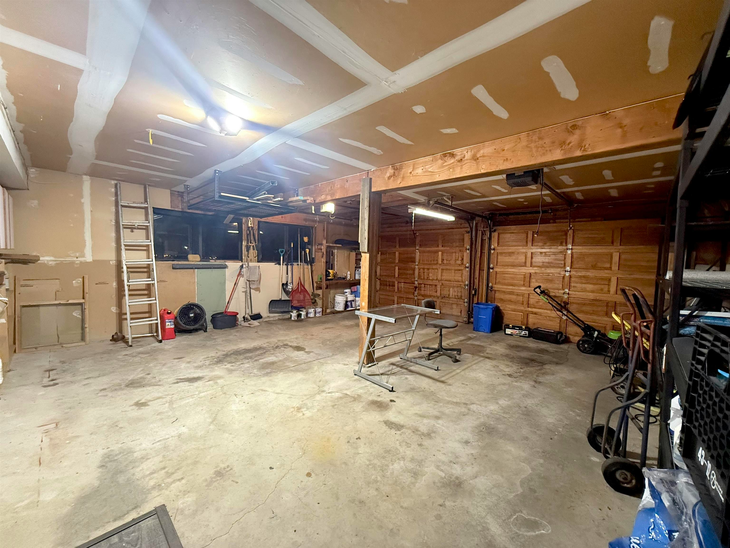 Up-2217 Hillside Avenue, Coquitlam, BC, V3K 1L3 - 11
