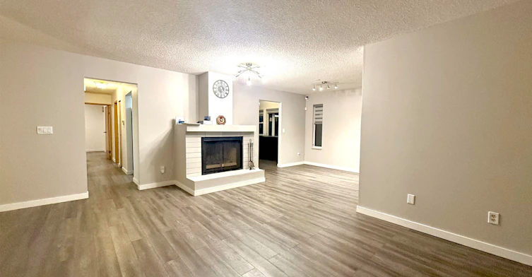 Up-2217 Hillside Avenue, Coquitlam, BC, V3K 1L3 - 2