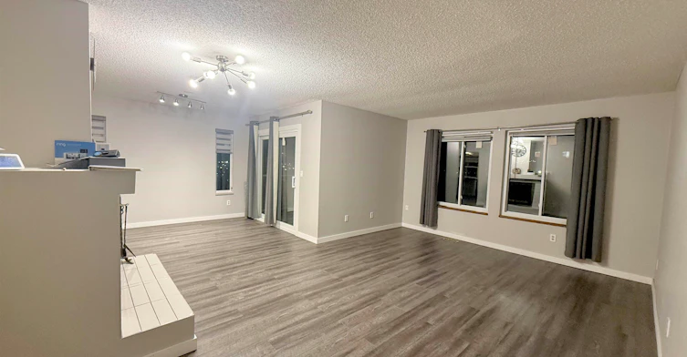 Up-2217 Hillside Avenue, Coquitlam, BC, V3K 1L3 - 3