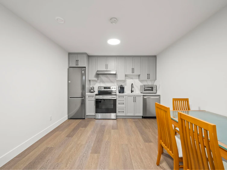 4347 Georgia Street, Burnaby, BC, V5C 2T9 - 26