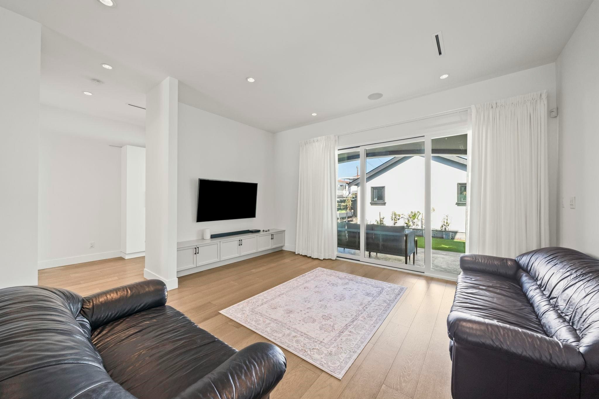 4347 Georgia Street, Burnaby, BC, V5C 2T9 - 10