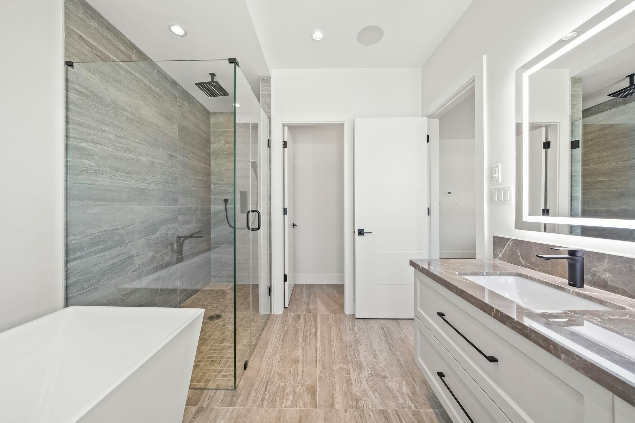 4347 Georgia Street, Burnaby, BC, V5C 2T9 - 23
