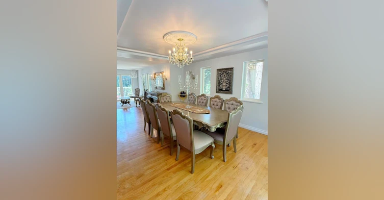 4501A Woodgreen Drive, West Vancouver, BC, V7S 2T8