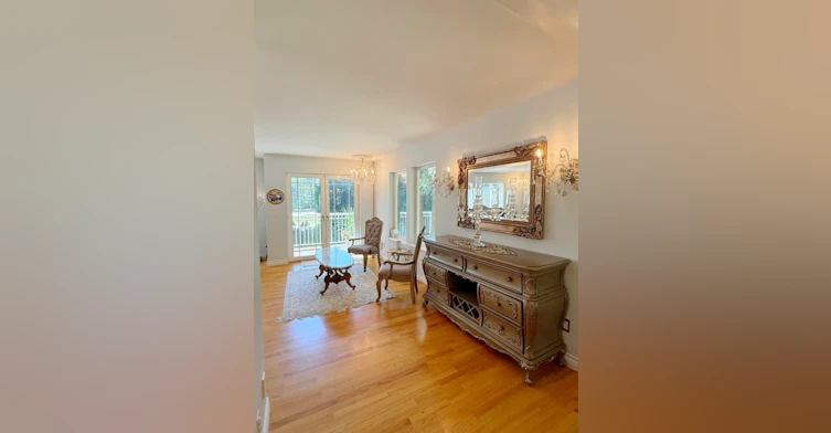4501A Woodgreen Drive, West Vancouver, BC, V7S 2T8 - 2
