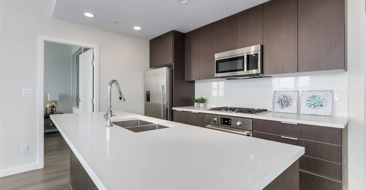1707-8688 Hazelbridge Way, Richmond, BC, V6X 0R6 - 2
