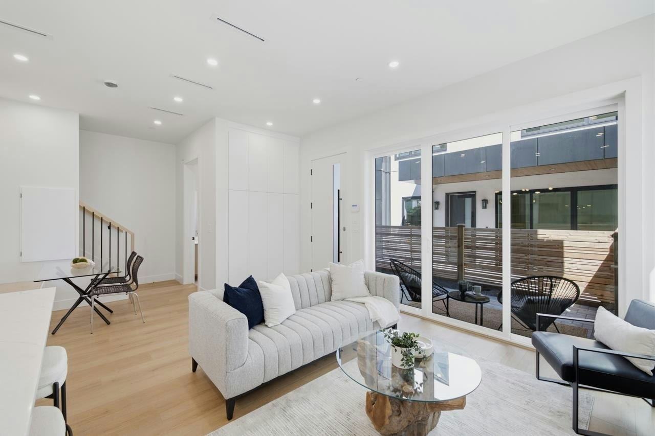 3016 E 19th Avenue, Vancouver, BC, V5M 2S9 - 7