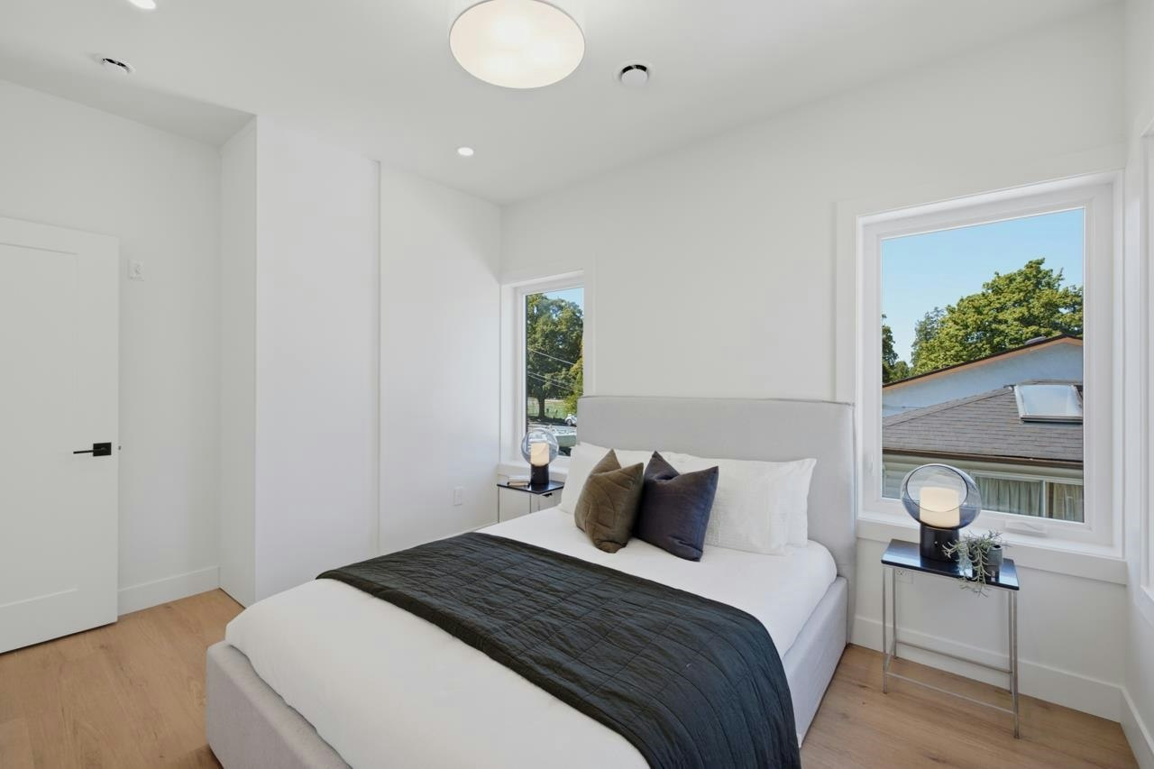 3016 E 19th Avenue, Vancouver, BC, V5M 2S9 - 21